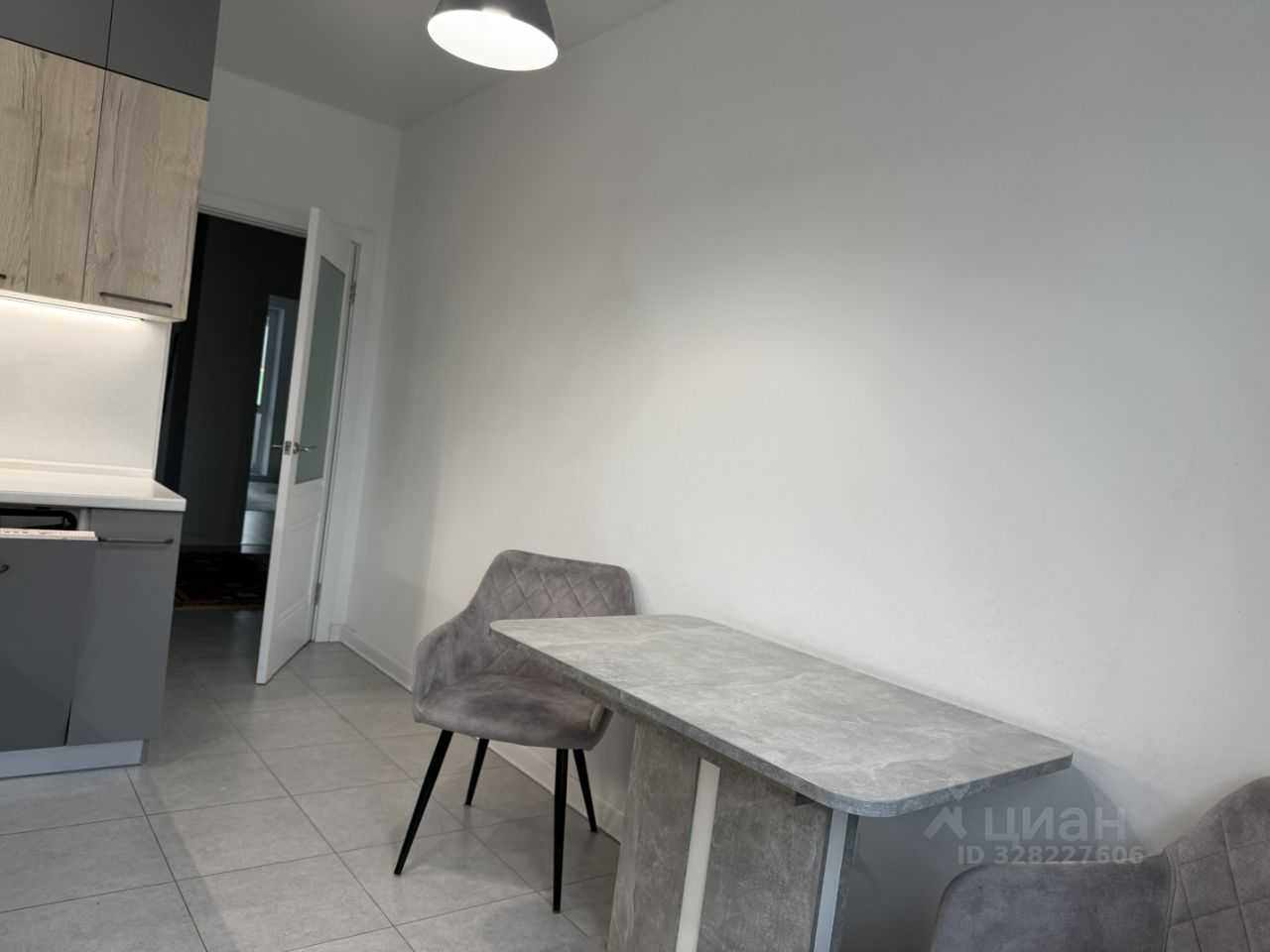 2-комнатная квартира, 67 м² — фотография 2