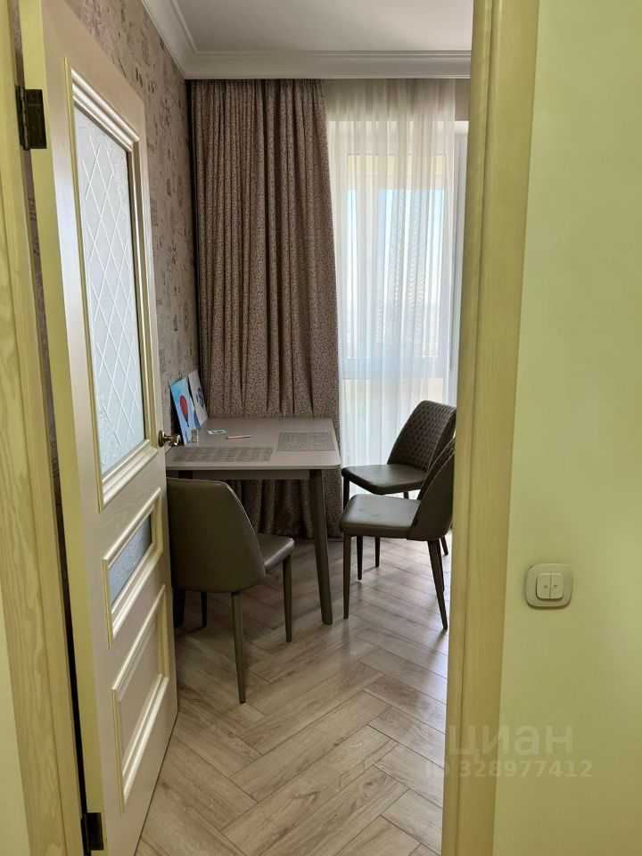 1-комнатная квартира, 42 м² — фотография 2