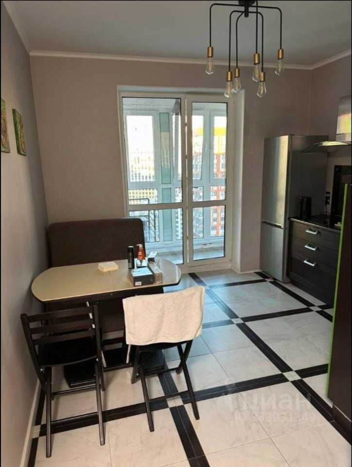 1-комнатная квартира, 39 м² — фотография 2