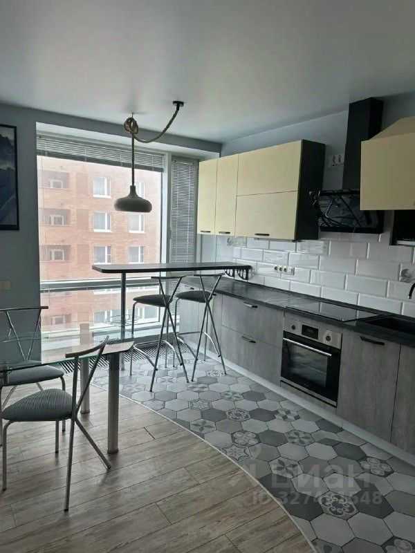 1-комнатная квартира, 70 м² — фотография 2