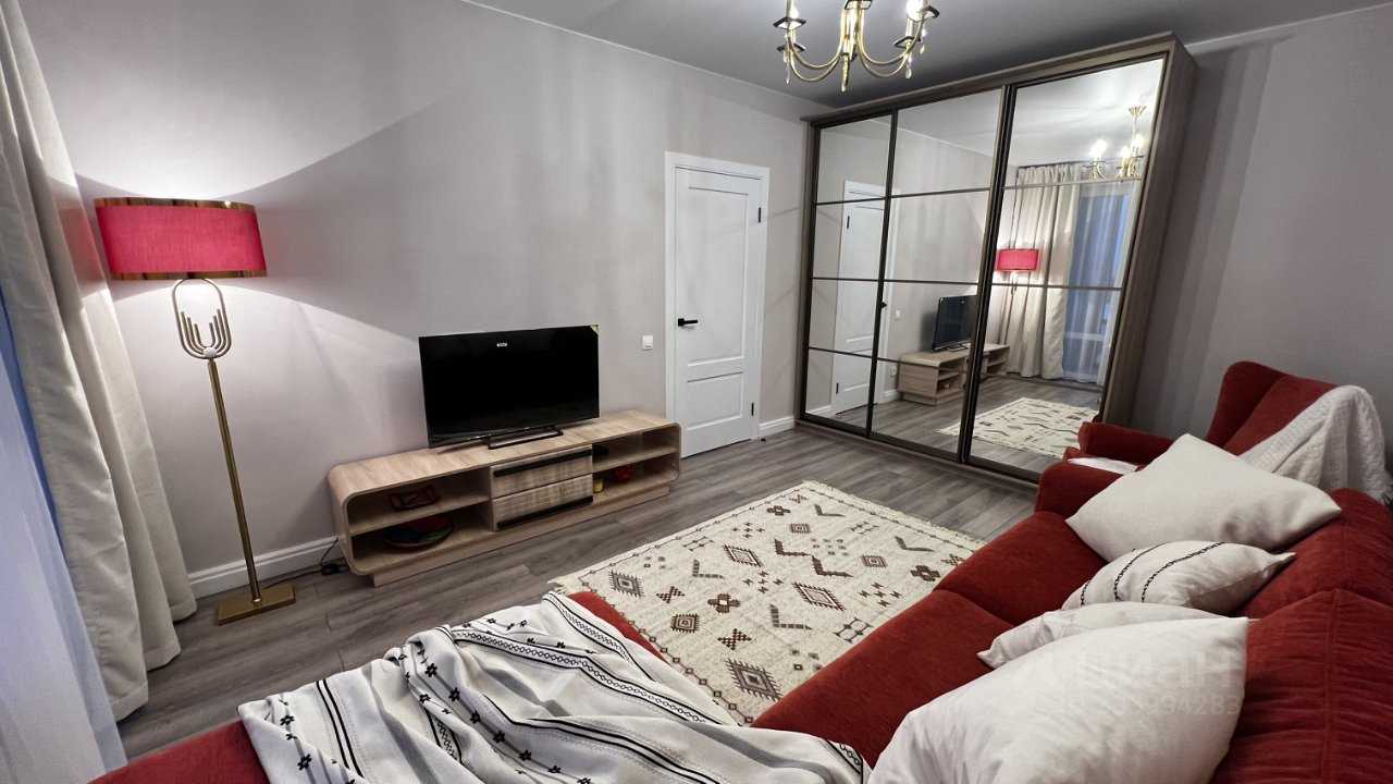 2-комнатная квартира, 55 м² — фотография 2
