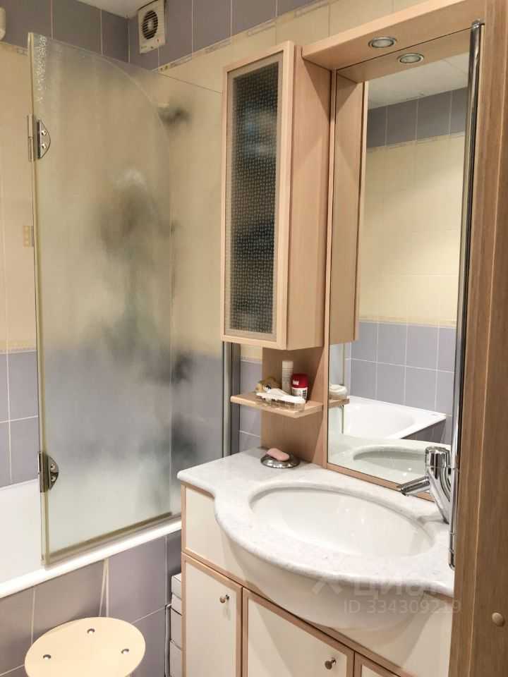 2-комнатная квартира, 81 м² — фотография 3