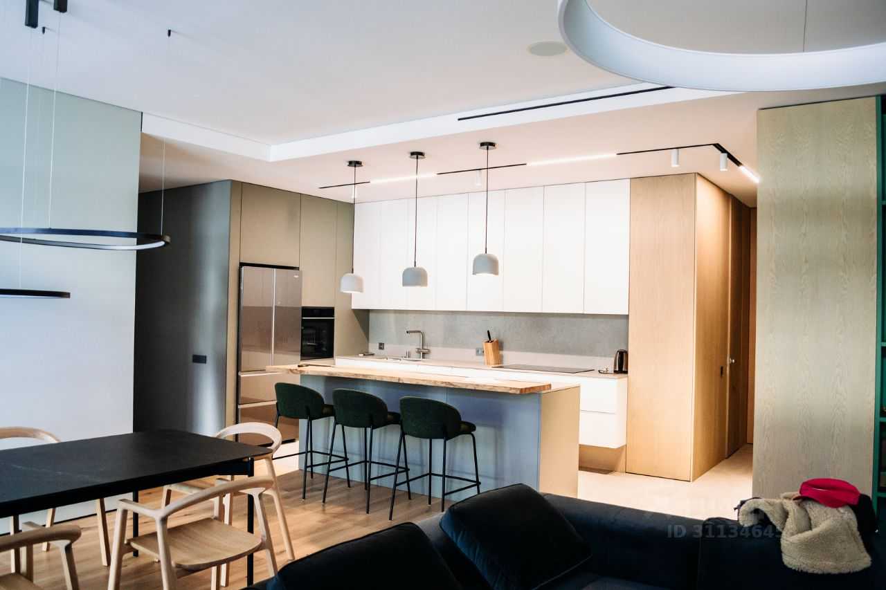 5-комнатная квартира, 150 м²