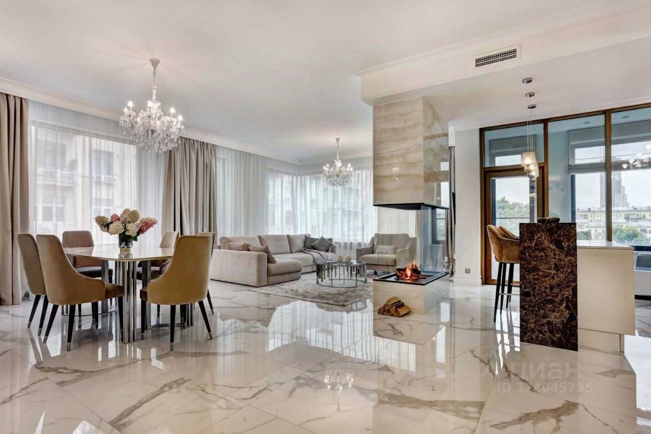 4-комнатная квартира, 180 м²