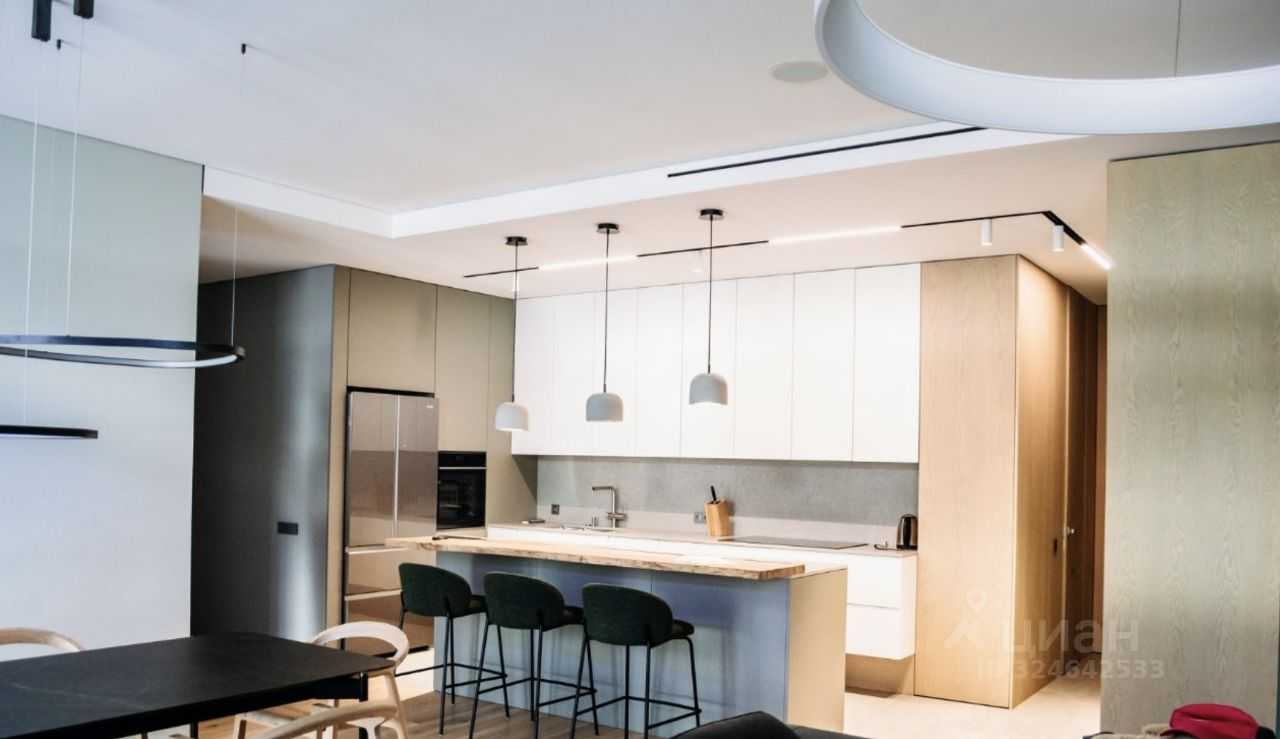 5-комнатная квартира, 150 м²