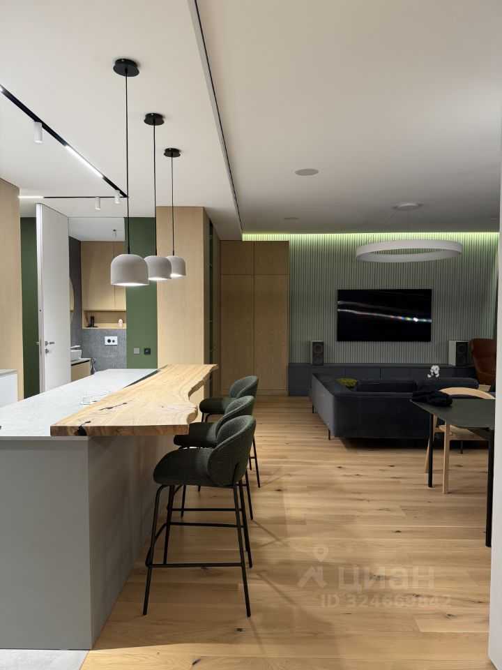 4-комнатная квартира, 150 м²