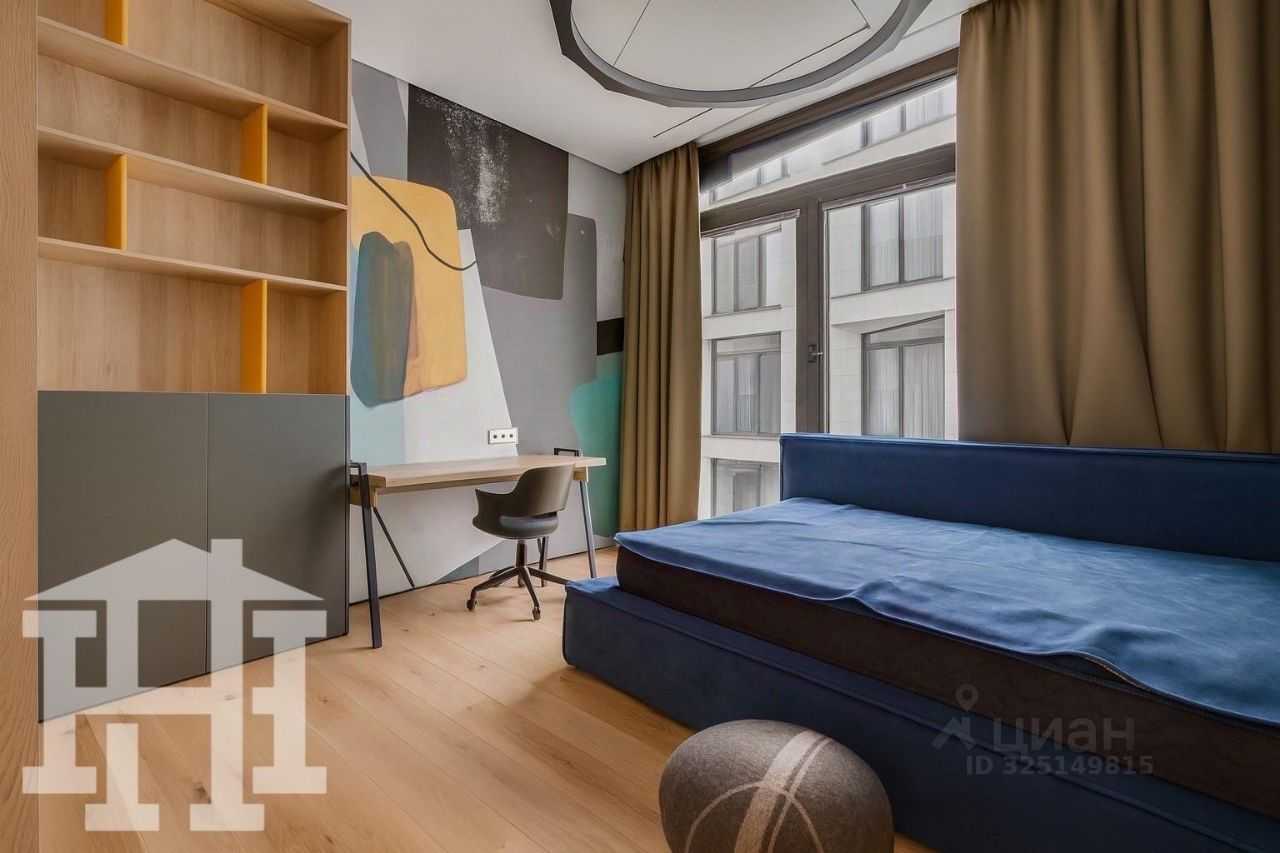 4-комнатная квартира, 150 м²