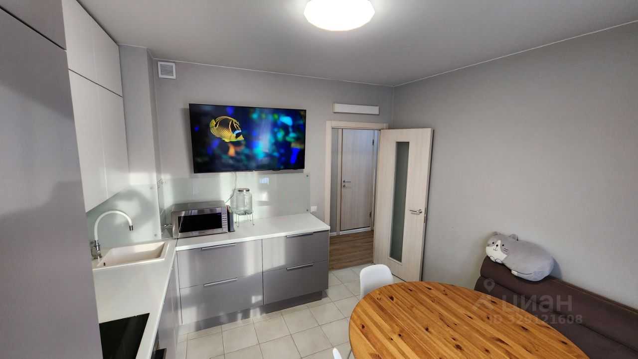 2-комнатная квартира, 52,4 м² — фотография 2