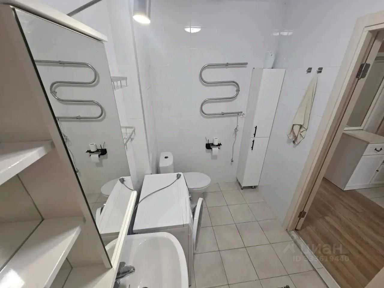 2-комнатная квартира, 67 м² — фотография 2
