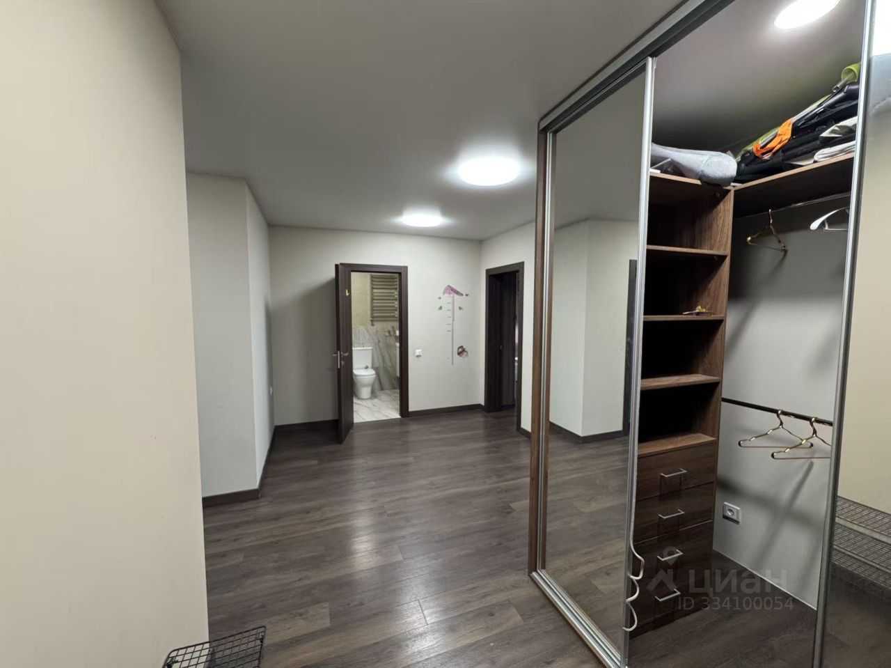 2-комнатная квартира, 75 м² — фотография 3