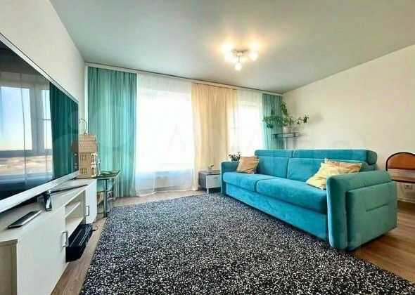 3-комнатная квартира, 77 м² — фотография 3