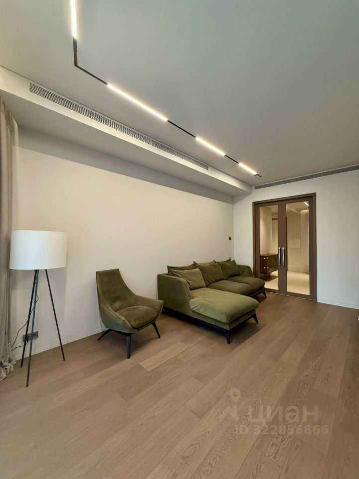 4-комнатная квартира, 176,7 м² — фотография 2