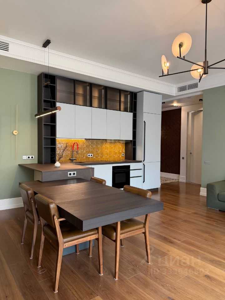 3-комнатная квартира, 120 м² — фотография 3