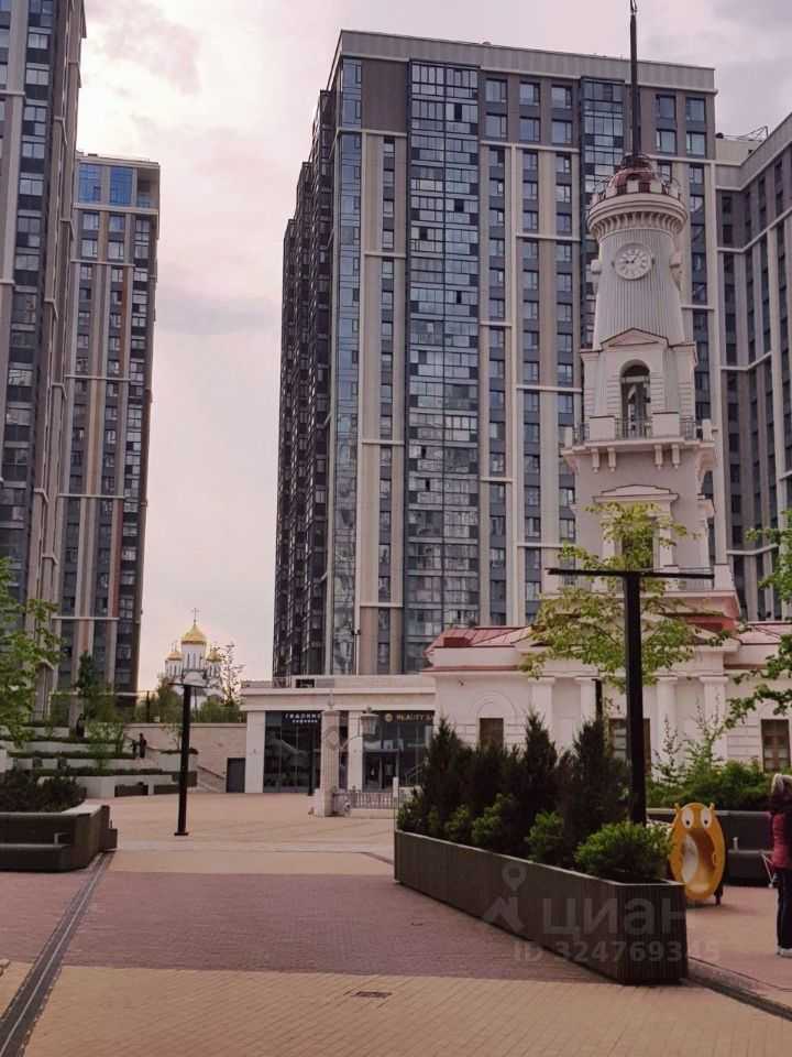 1-комнатная квартира, 46 м² — фотография 2