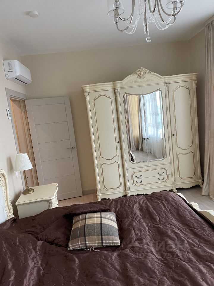 4-комнатная квартира, 116 м² — фотография 3