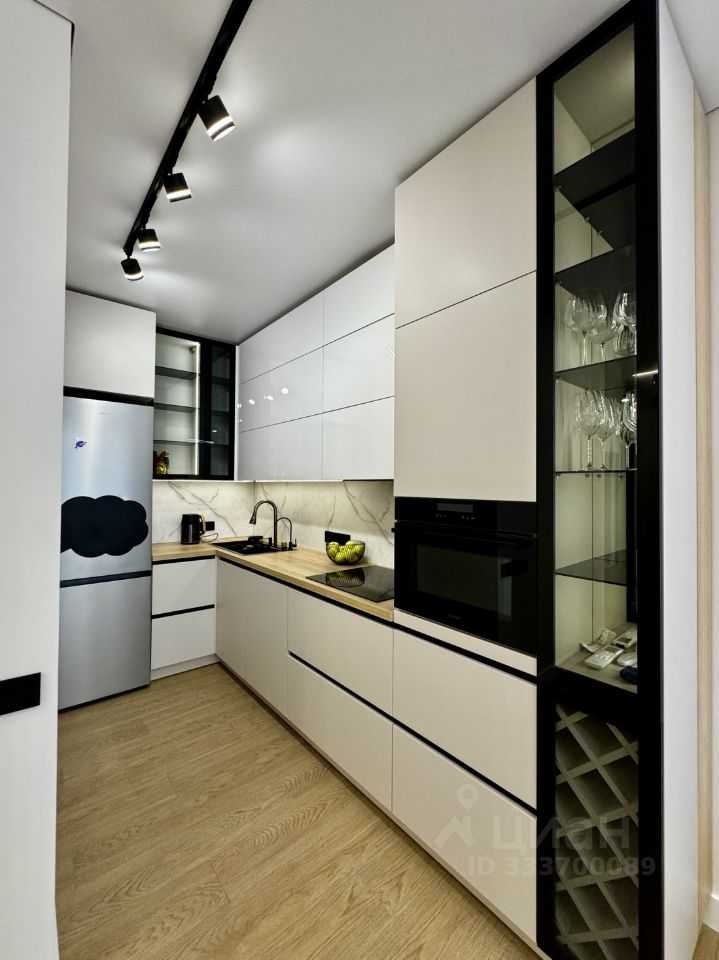 4-комнатная квартира, 77 м² — фотография 3