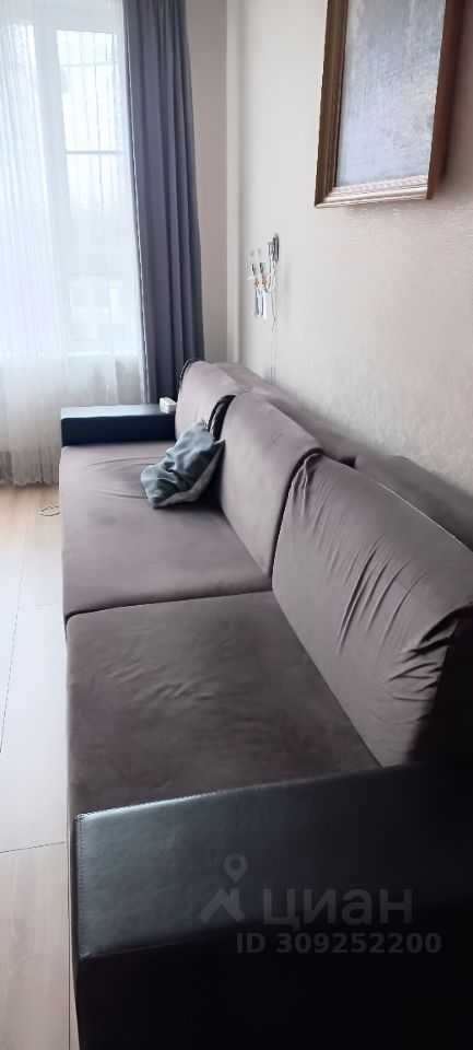 1-комнатная квартира, 47 м² — фотография 2