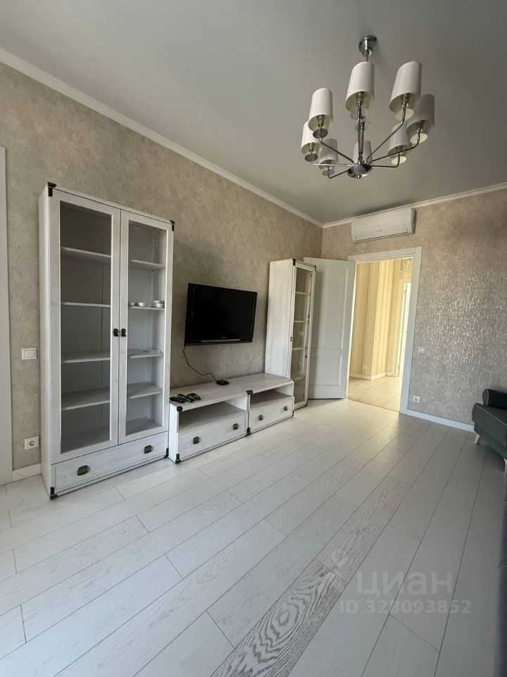 2-комнатная квартира, 65 м² — фотография 2