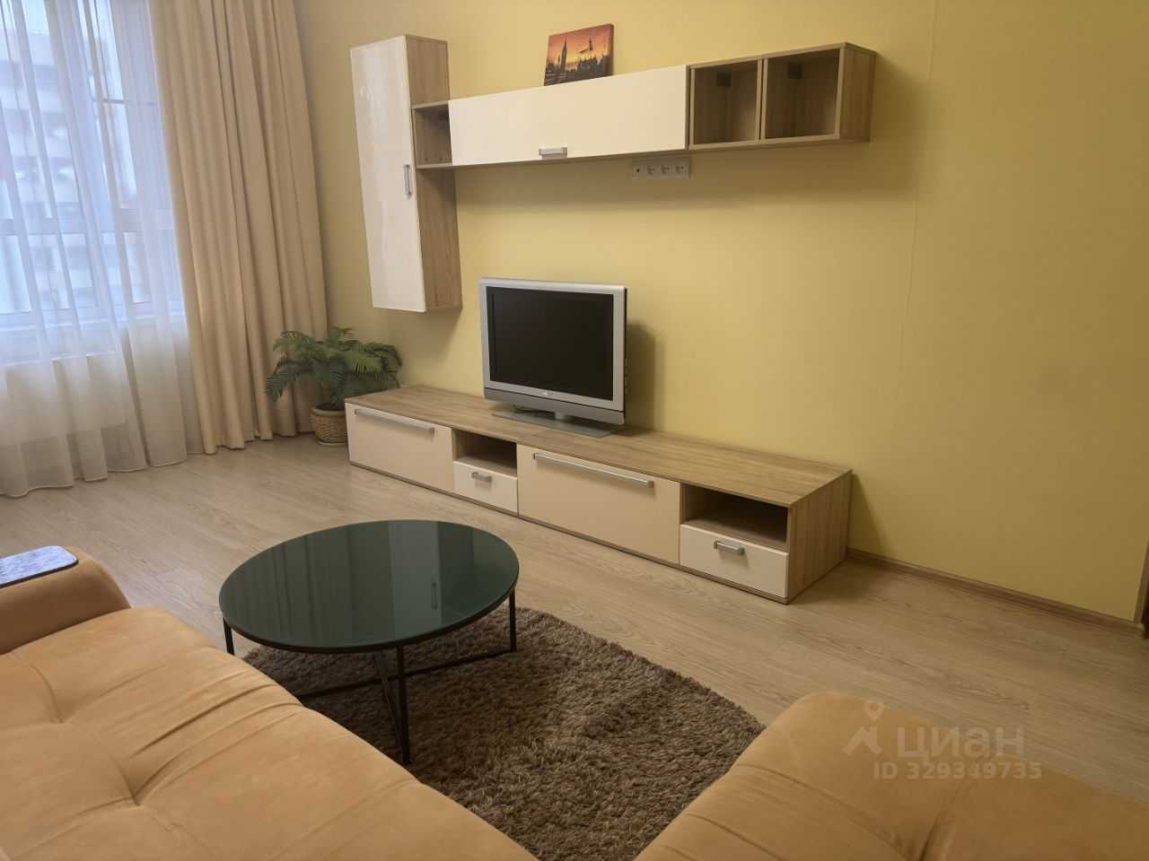 2-комнатная квартира, 80 м² — фотография 3