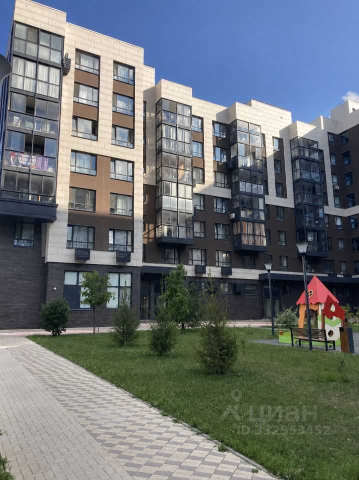 2-комнатная квартира, 82 м² — фотография 2