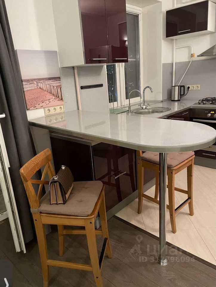1-комнатная квартира, 32 м² — фотография 3