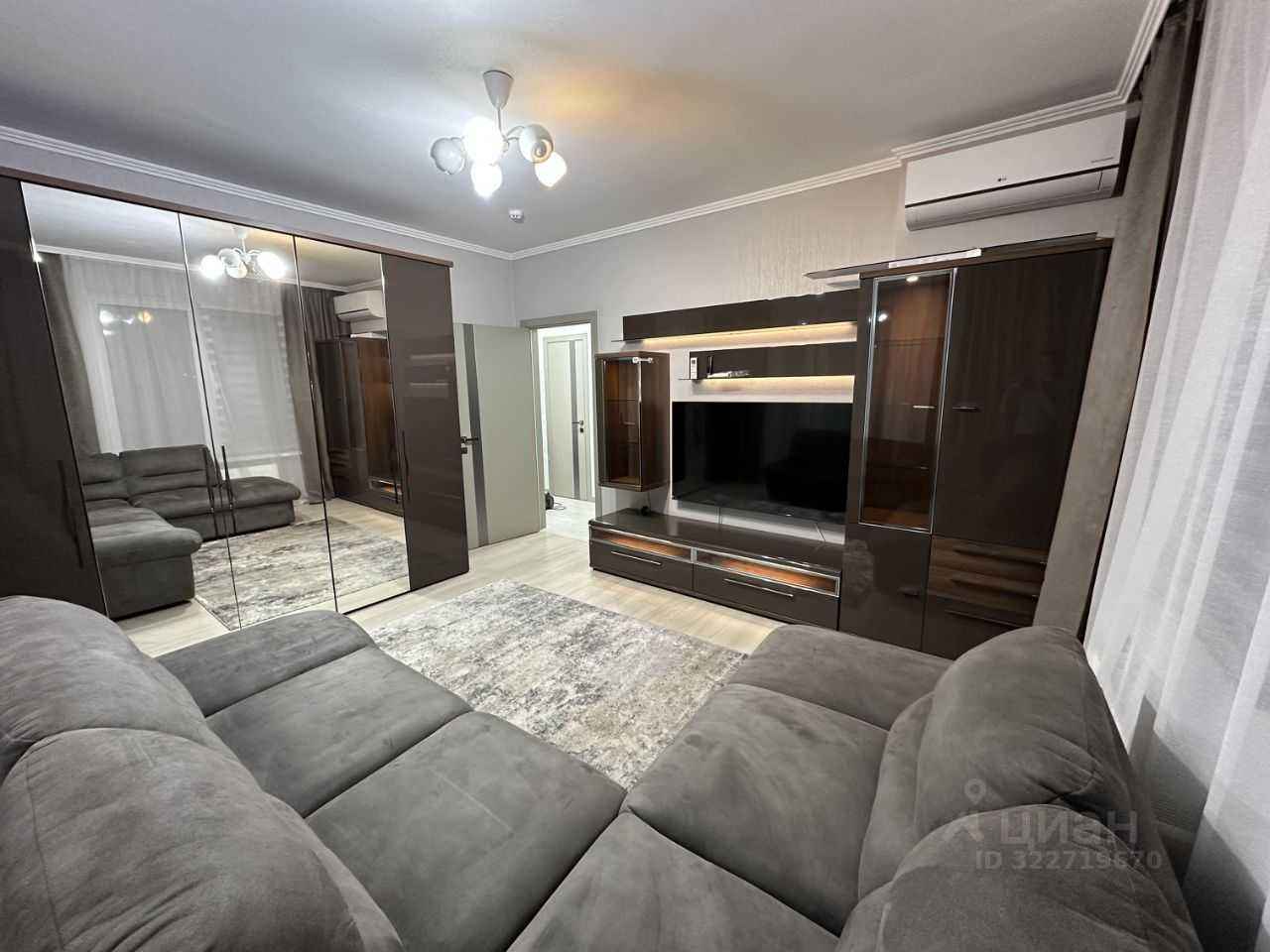 2-комнатная квартира, 55 м² — фотография 3
