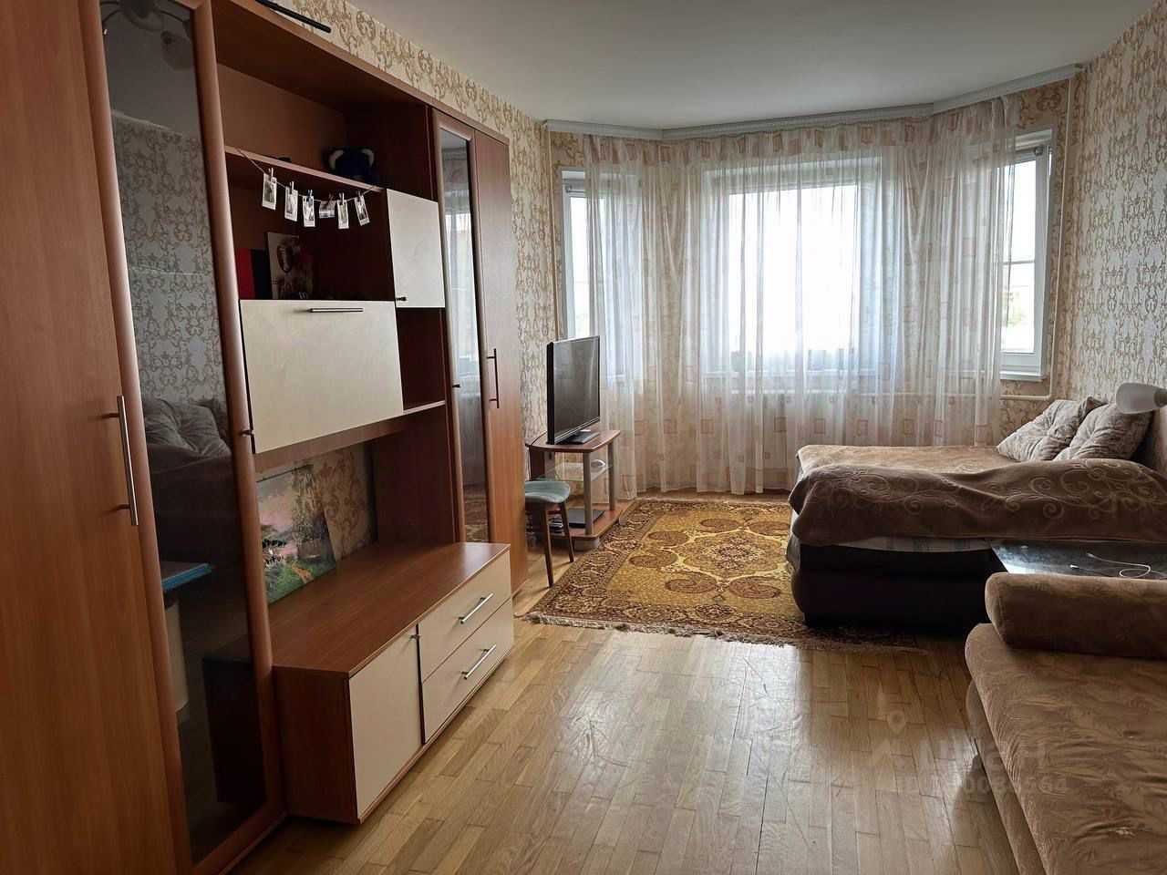 3-комнатная квартира, 77 м² — фотография 2