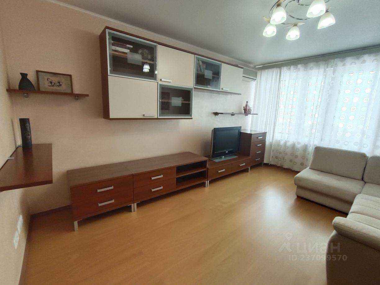 2-комнатная квартира, 55 м² — фотография 2