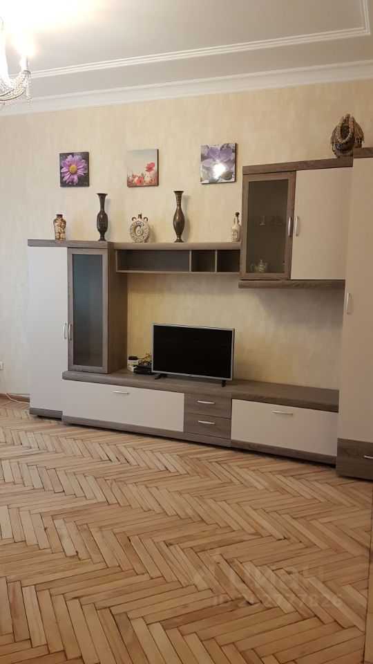 2-комнатная квартира, 56 м² — фотография 2