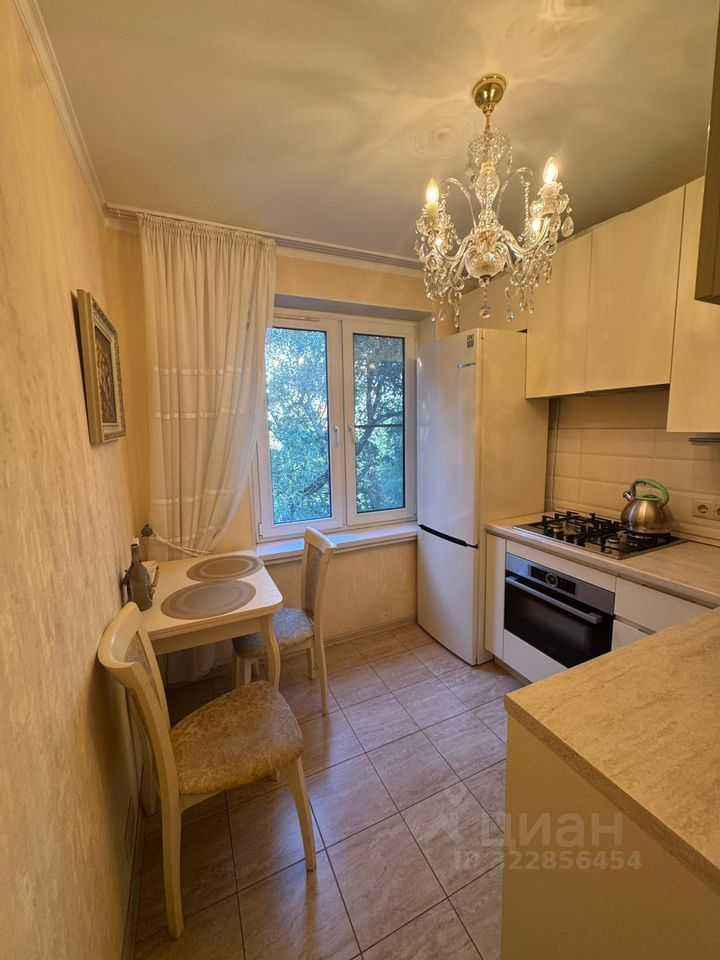 2-комнатная квартира, 55 м² — фотография 2