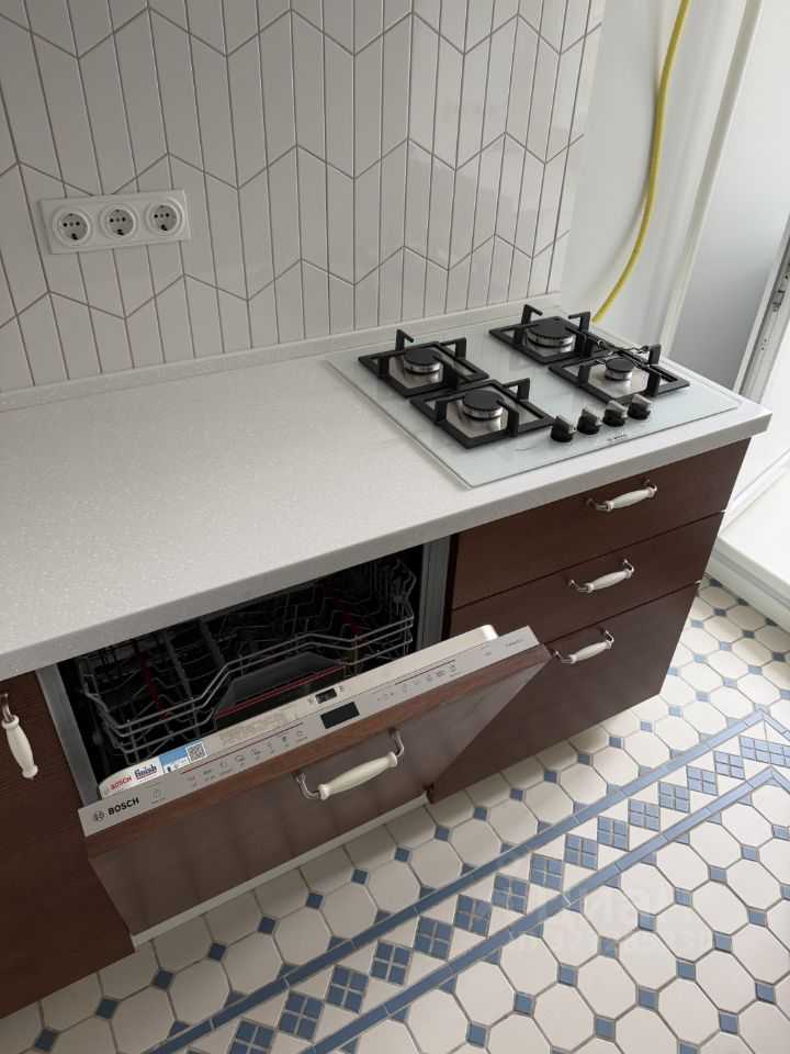 2-комнатная квартира, 57 м² — фотография 2