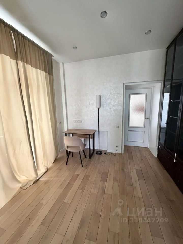 2-комнатная квартира, 54 м² — фотография 3