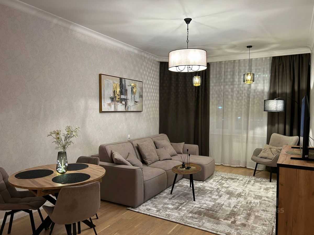 2-комнатная квартира, 52 м² — фотография 2
