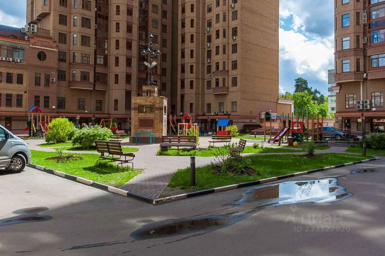 4-комнатная квартира, 135 м²