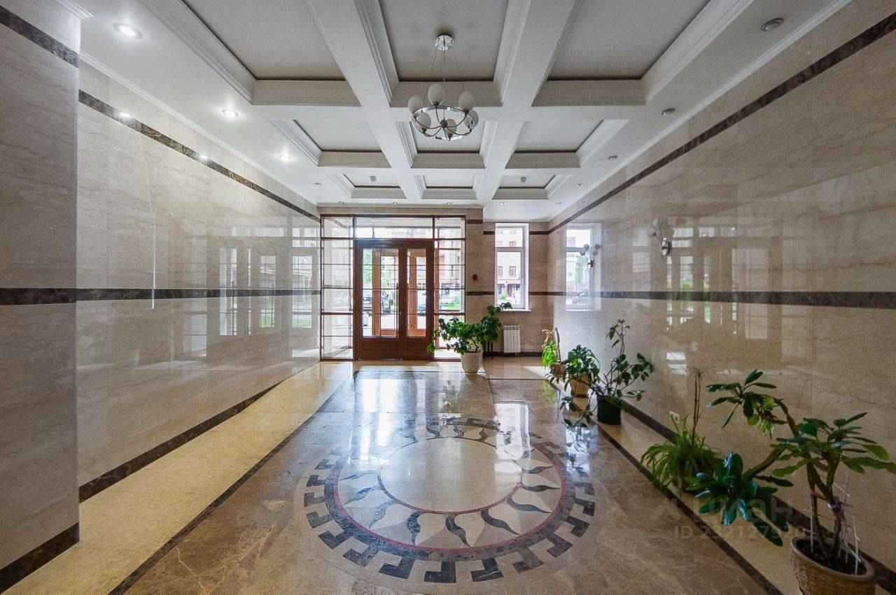 4-комнатная квартира, 135 м² — фотография 3