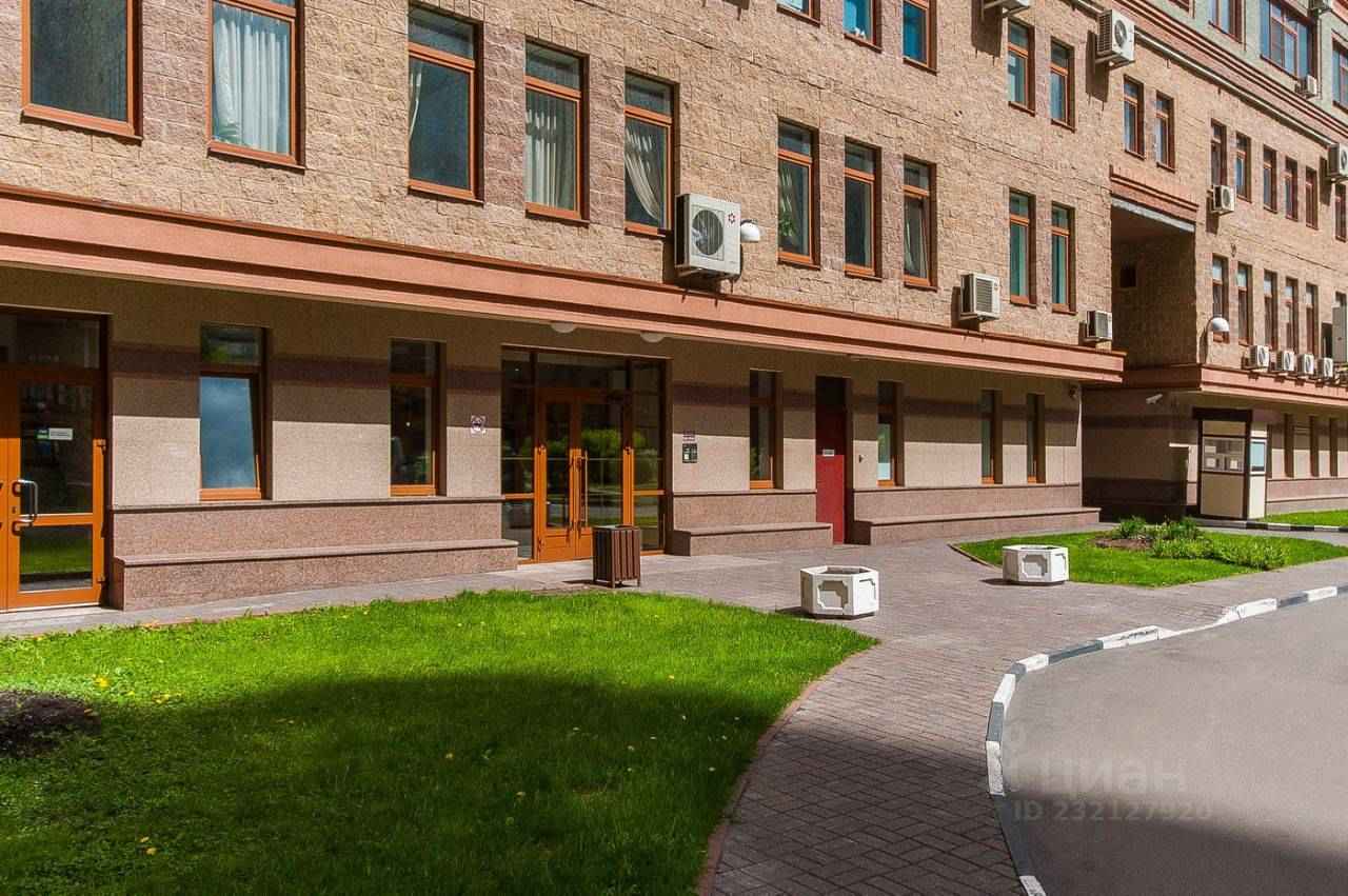 4-комнатная квартира, 135 м² — фотография 2