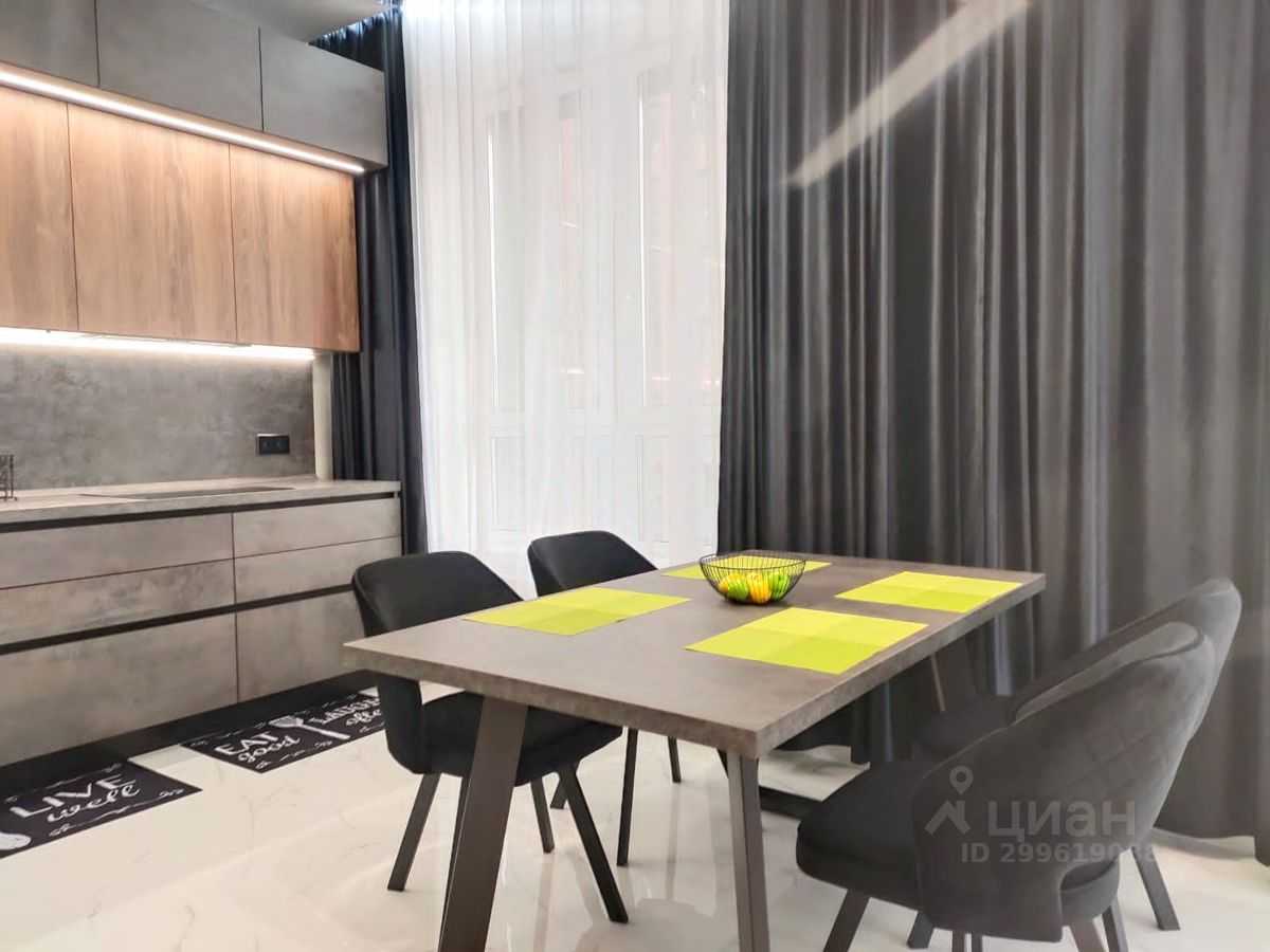 4-комнатная квартира, 114 м² — фотография 3