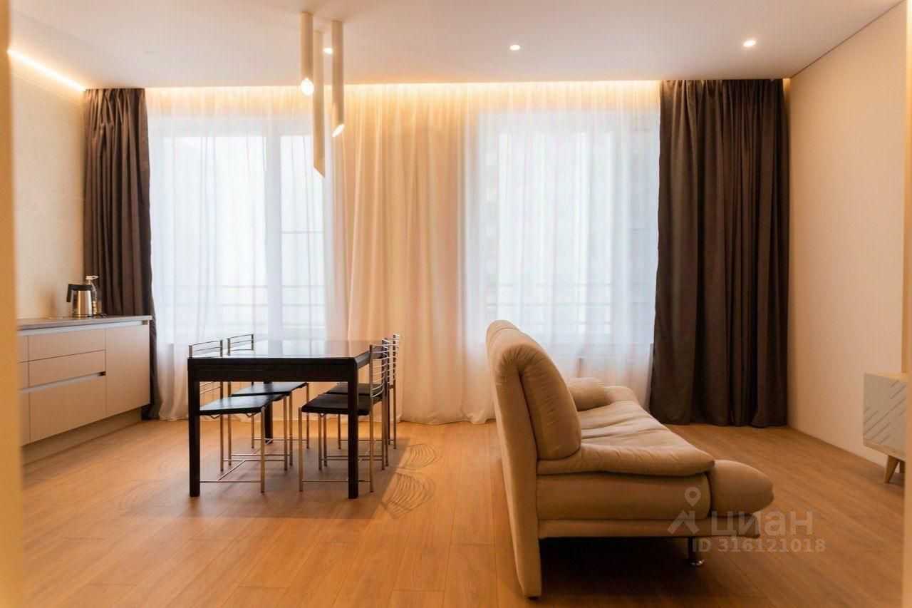 1-комнатная квартира, 57 м² — фотография 2
