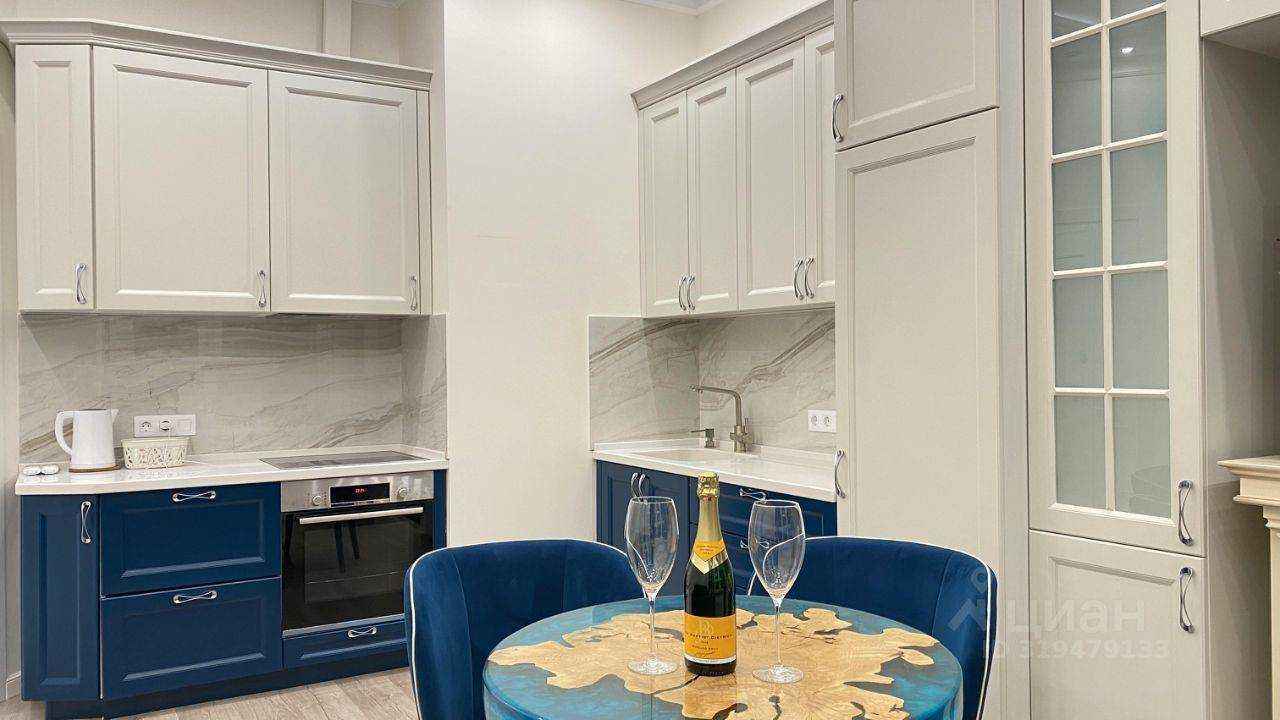 1-комнатная квартира, 49 м² — фотография 2