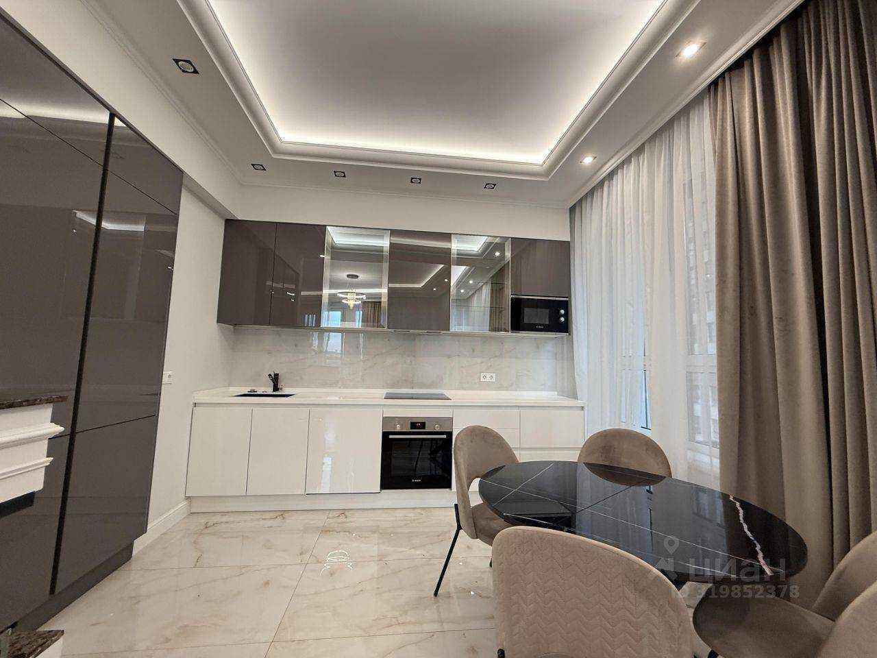 2-комнатная квартира, 75 м² — фотография 2