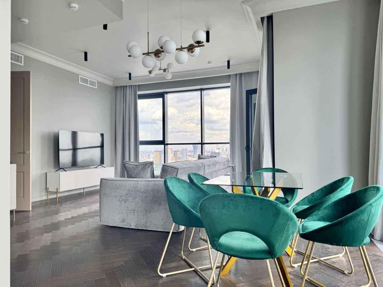 4-комнатная квартира, 110 м² — фотография 3