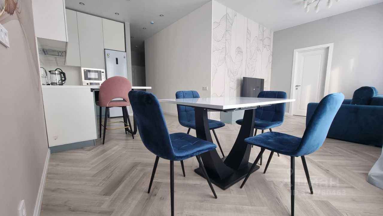 4-комнатная квартира, 104 м² — фотография 2