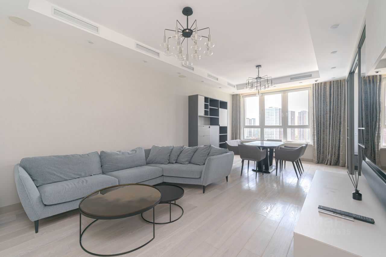 4-комнатная квартира, 140 м²