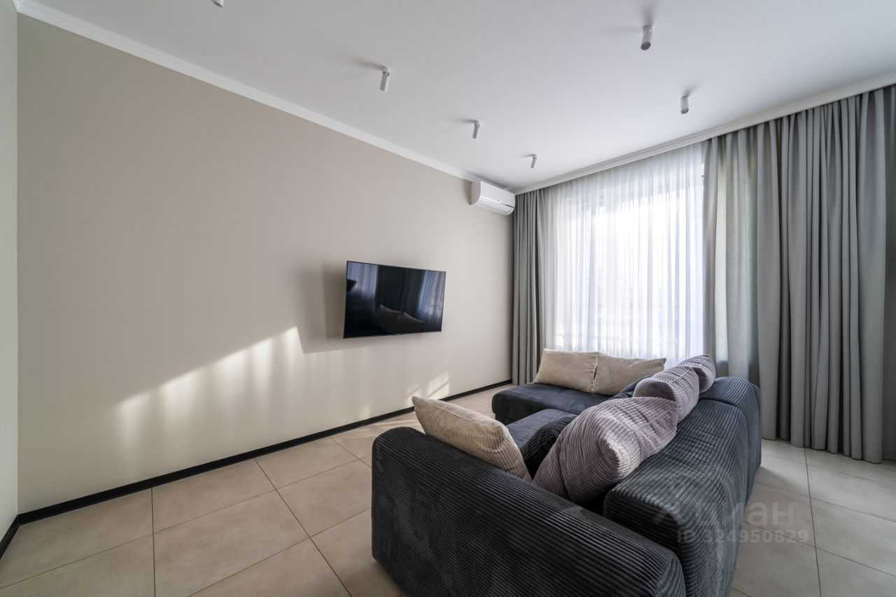 2-комнатная квартира, 56,8 м² — фотография 2