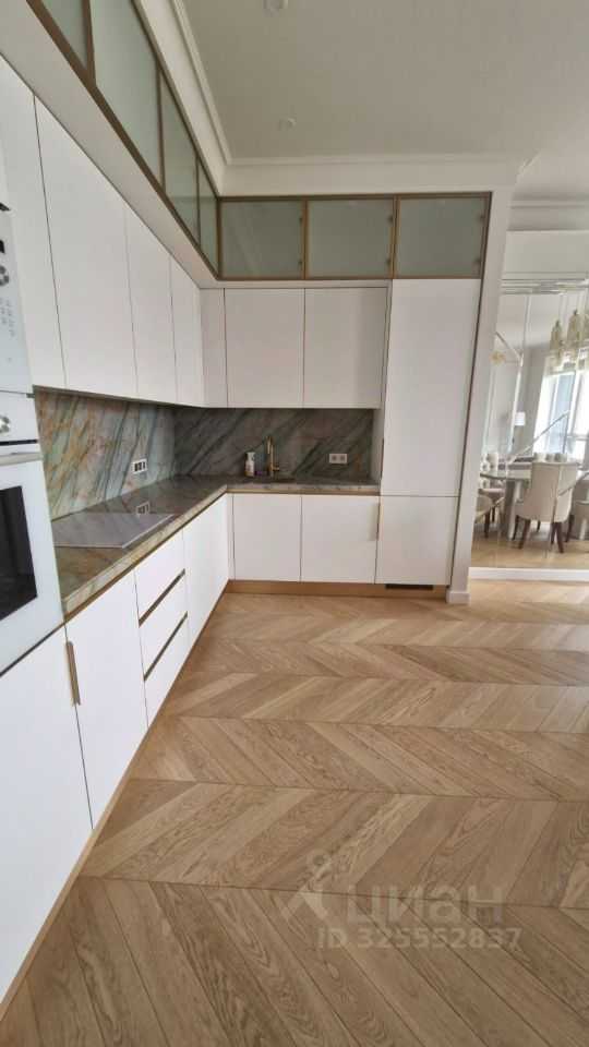2-комнатная квартира, 77 м² — фотография 2