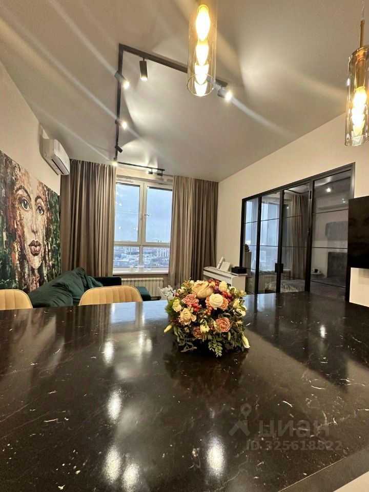 2-комнатная квартира, 55 м² — фотография 2