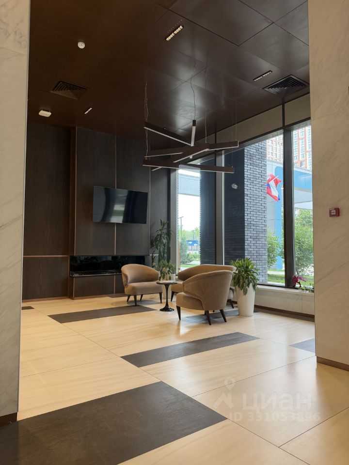 3-комнатная квартира, 77 м² — фотография 2