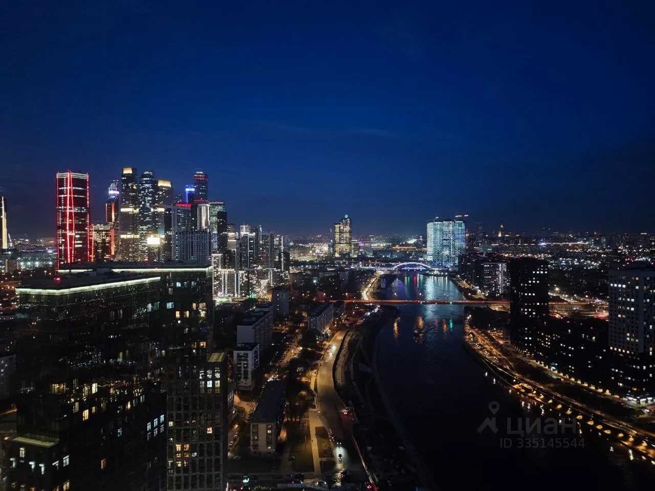 2-комнатная квартира, 65 м² — фотография 2