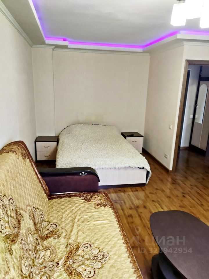 1-комнатная квартира, 35 м² — фотография 2