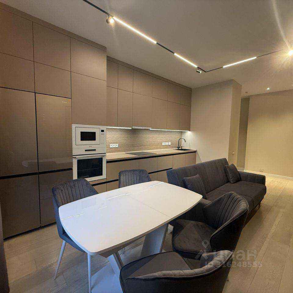 4-комнатная квартира, 84 м² — фотография 3